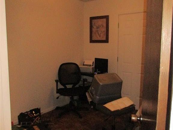 5th image of 41 Snell Dr