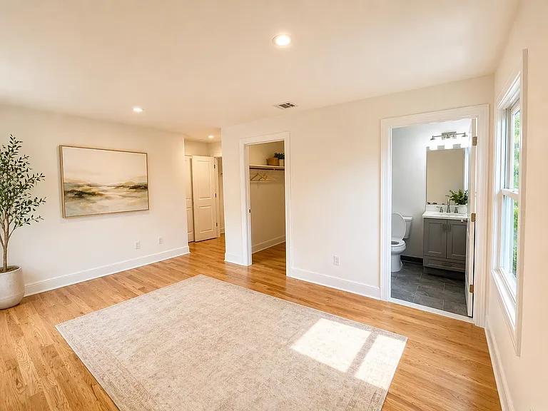 370 Semel Ave #A — Photo 13
