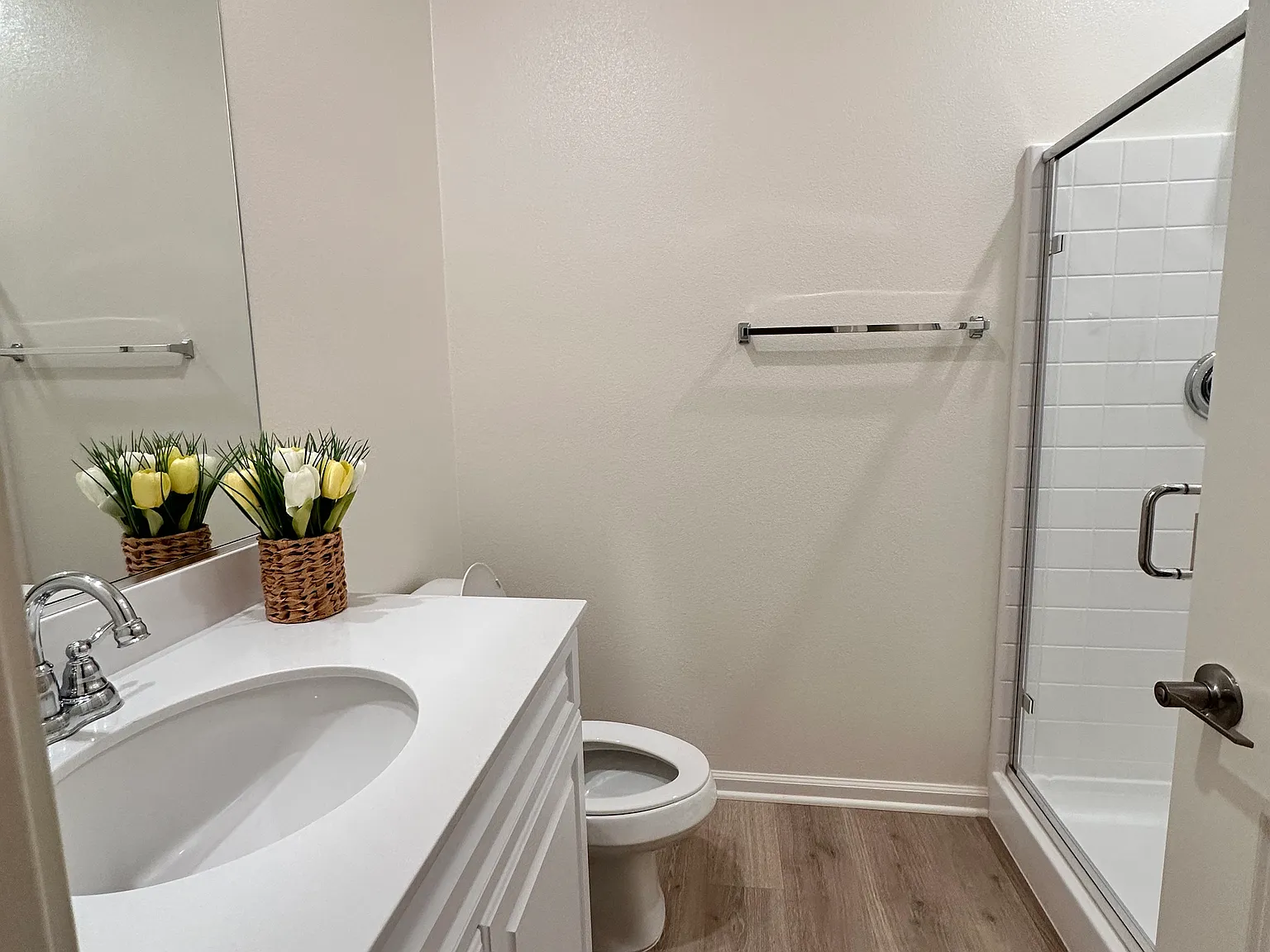 4 bed, 1843 sqft, $1,200 — Photo 3