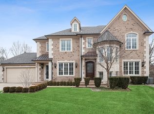 400 Sunset Dr, Wilmette, IL