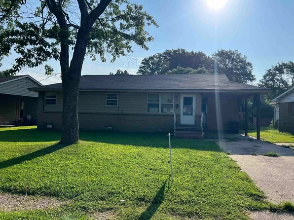 121 S Magnolia Dr, Trumann, AR 72472