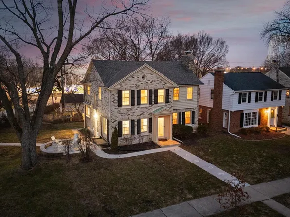 170 North 85th STREET, Wauwatosa, WI 53226