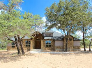 160 Eden Crossing, Adkins, TX 78101