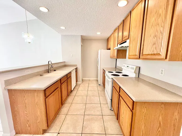 4403 Sherwood Forest Dr — Photo 6