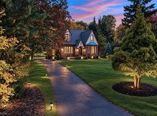 1510 Arndale Rd, Stow, OH 44224