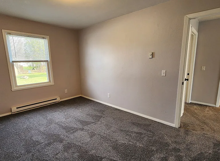 1036 Meadow St. - 2bed/1bath units — Photo 9