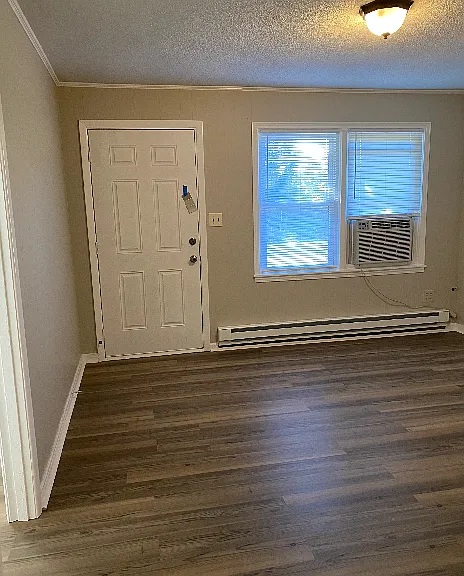 110 Evergreen Ln #3 — Photo 3