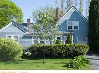 90 Pearl St, Camden, ME 04843