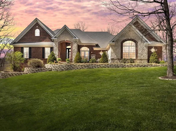 605 Saffron Ct, Foristell, MO 63348