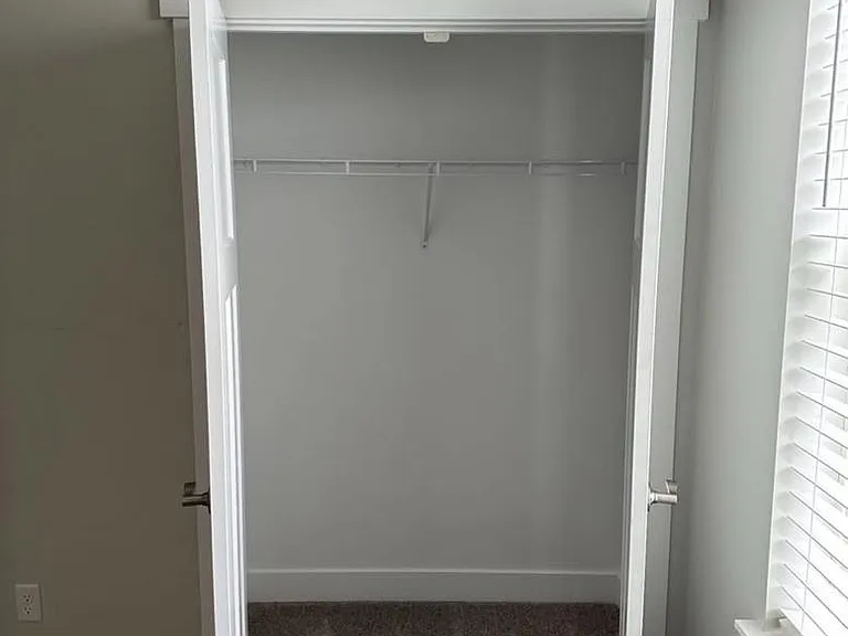 Unit Photo