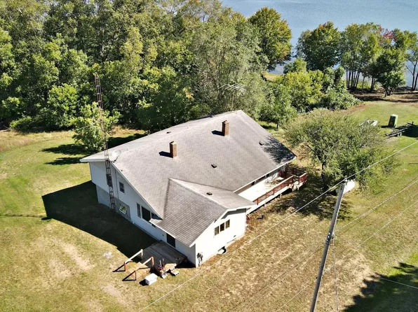 9852 W Walnut St, Lake City, MI 49651