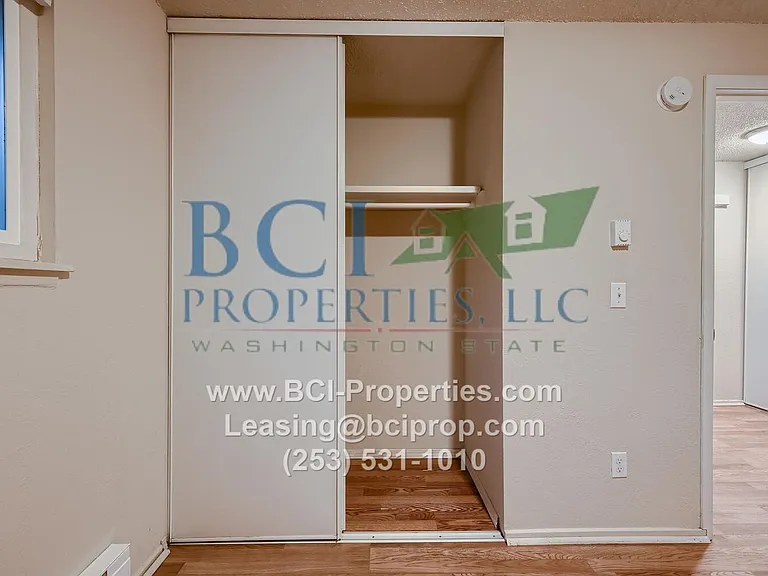 1122 Neil St NE — Photo 21