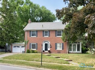 3404 Brantford Rd, Ottawa Hills, OH 43606