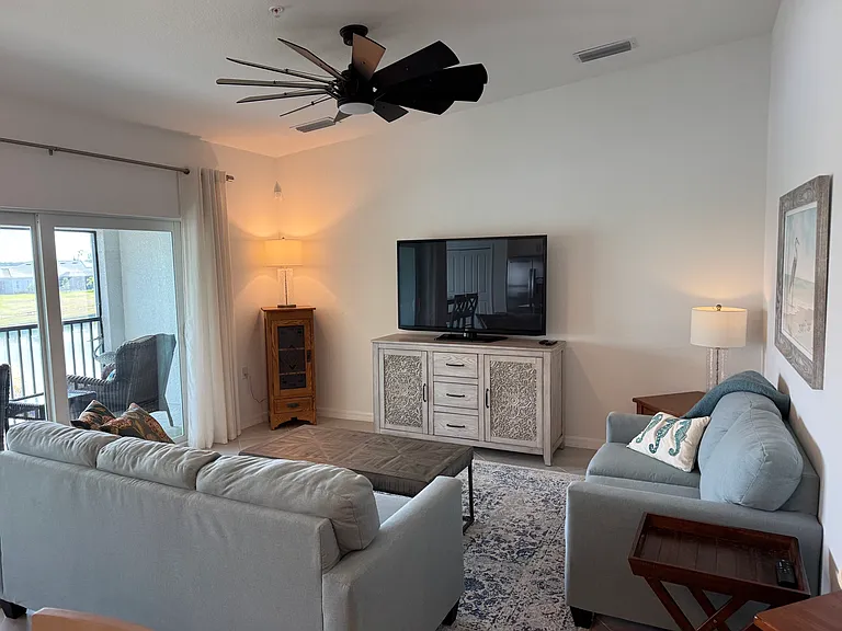 14214 Heritage Landing Blvd #826 — Photo 8