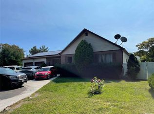 410 Half Hollow Rd, Deer Park, NY 11729