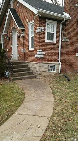 1st image of 2347 Gardner Dr