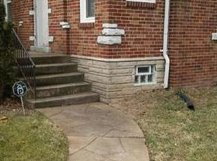 2347 Gardner Dr, Saint Louis, MO 63136