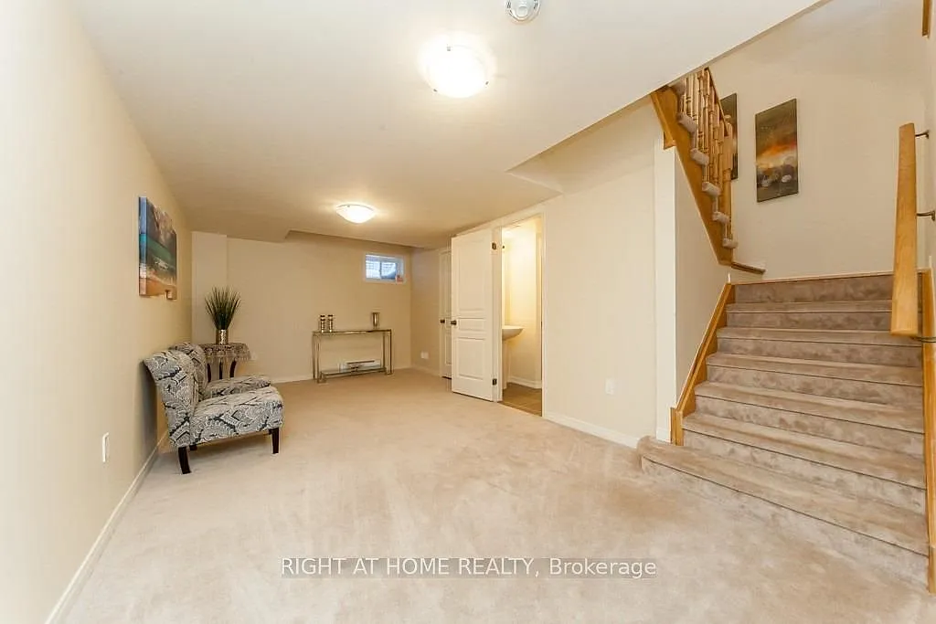 4 bed, $3,000 — Photo 3