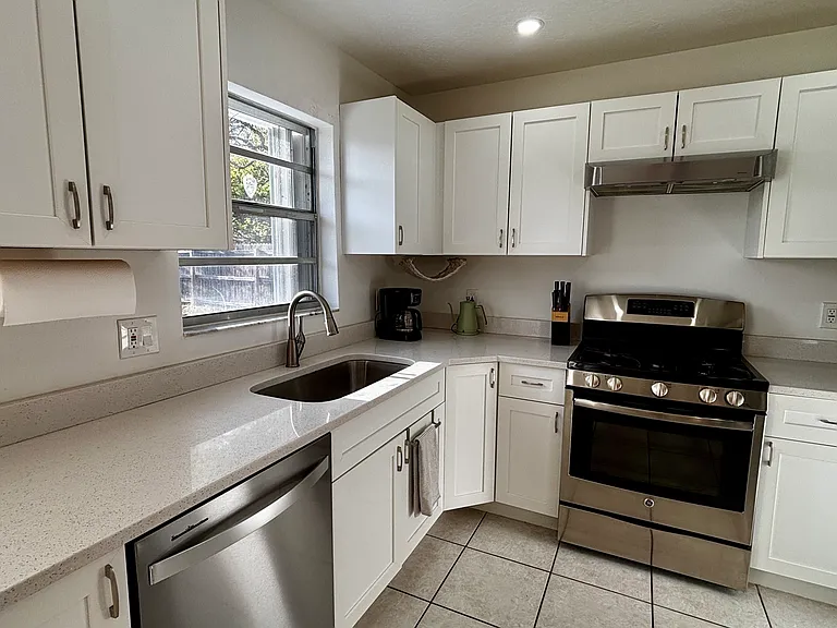 678 Tupelo Dr — Photo 7