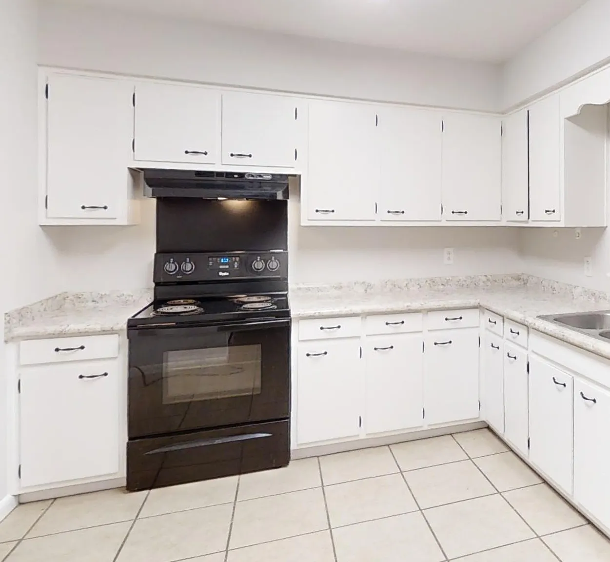 5 bed, 2090 sqft, $1,950 — Photo 3