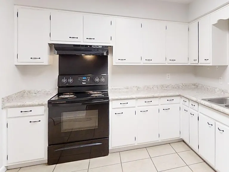 9021 Craigmont Rd SW — Photo 3
