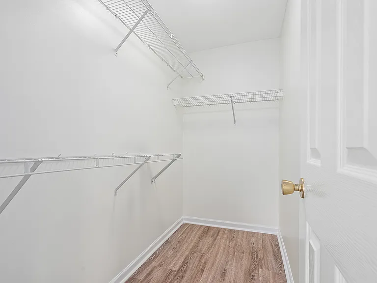 2187 Herndon St — Photo 14