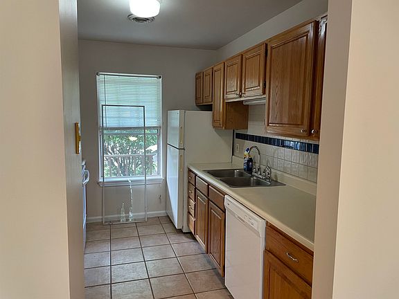 2nd image of 161 River's Edge Drive