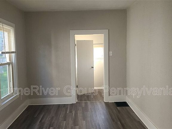 5th image of 224 5th Ave