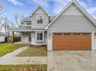 70276 Main St, Richmond, MI 48062