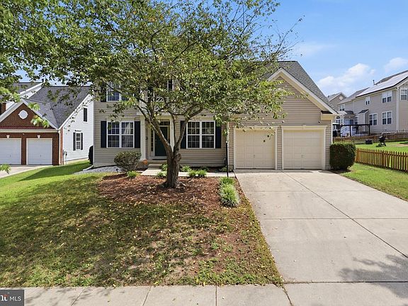 3rd image of 2182 Forman Ct