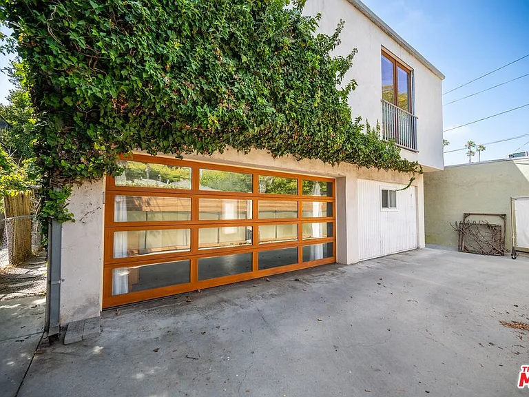 656 Angelus Pl — Photo 14