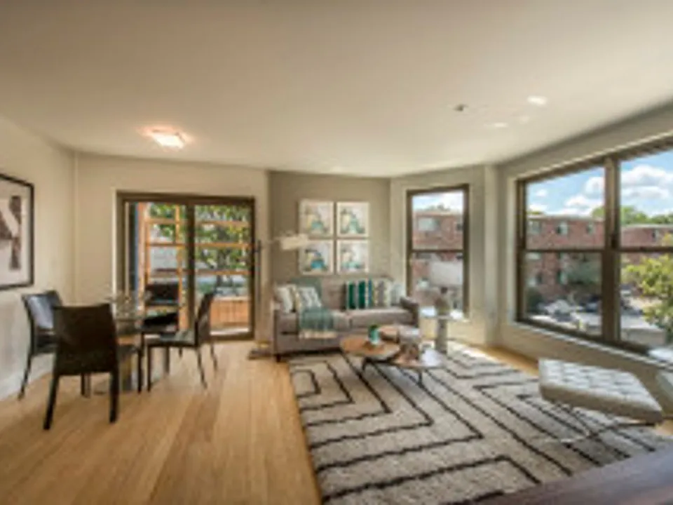 40 Malvern St #504