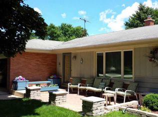 240 N 167th St, Brookfield, WI 53005