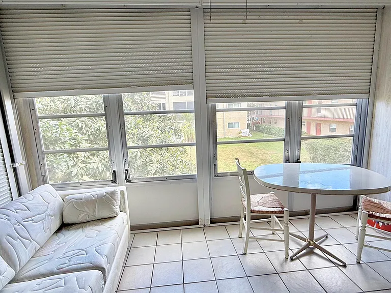 705 Lori Dr #209 — Photo 5