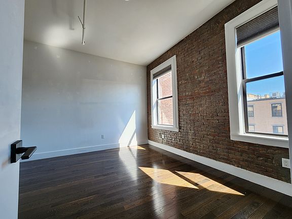 4th image of 222 W 139th St #6
