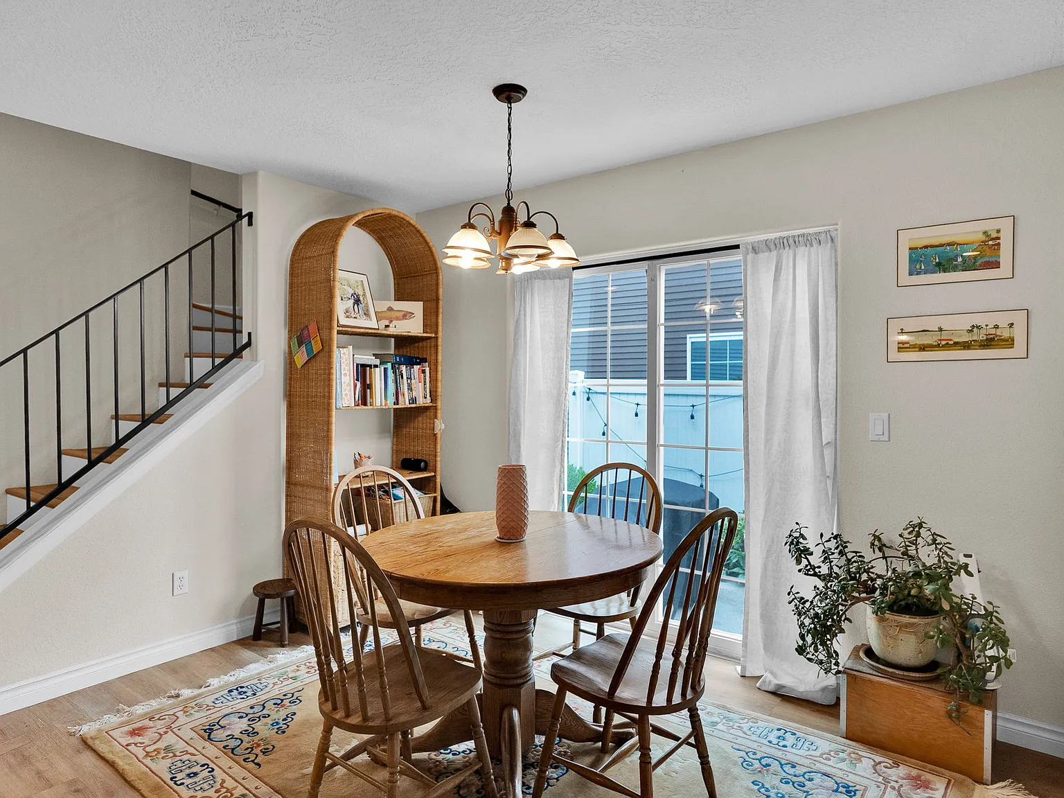 3 bed, 2.5 bath, $2,195 — Photo 4