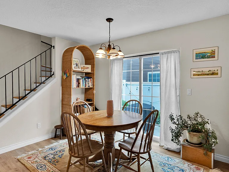 1317 N Forsythia Cir — Photo 4