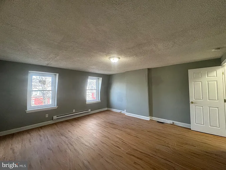 104 Linden St #2 — Photo 23