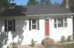 2nd image of 2932 New Hope Rd