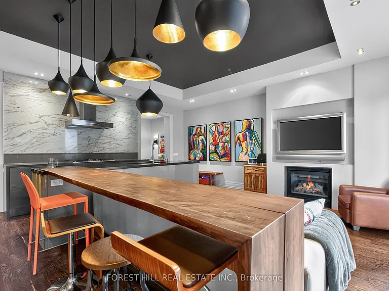 29 Webster Ave — Photo 8