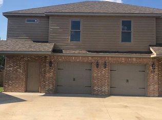 838 Baker St NW, Gravette, AR 72736