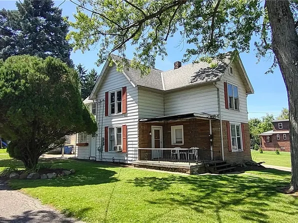842 E 15th St, Ashtabula, OH 44004
