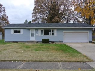682 Sherrie Ln, Lorain, OH 44053
