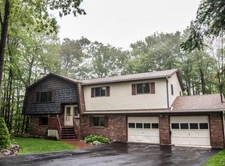 2108 Cottonwood Ln, Tobyhanna, PA
