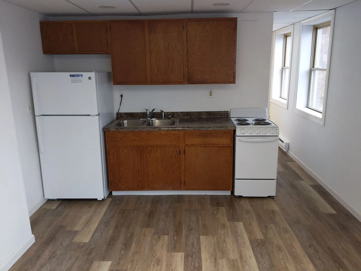 310 W Wisconsin Ave — Photo 4