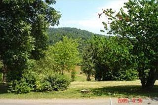 2nd image of 50 Winding Way Cir