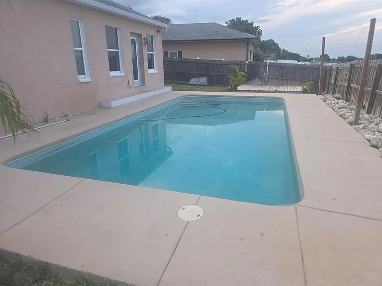 6018 Charloma Dr — Photo 21