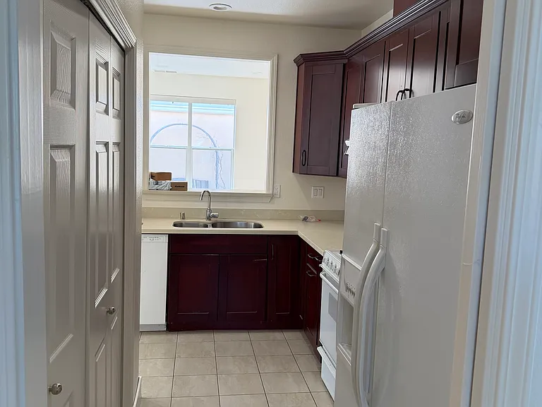 121 Beacon St — Photo 14
