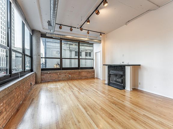 2nd image of 132 S Canal St #218