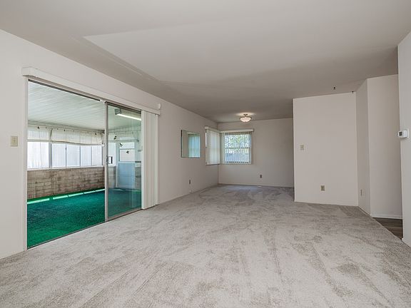 4th image of 4981 Mount Frissell Dr